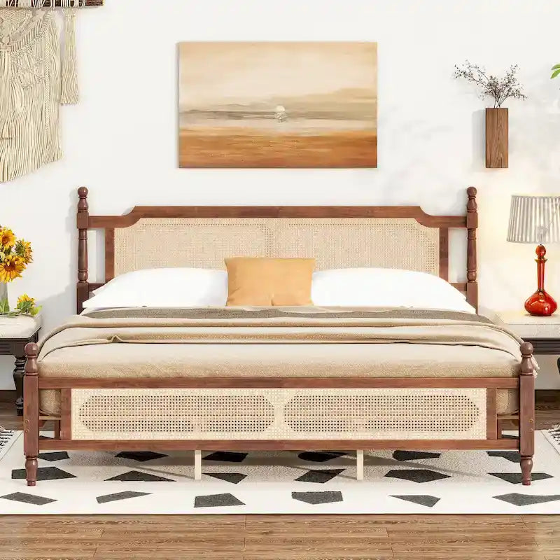 Lit en bois avec tête de lit et pied de lit en rotin, lit plateforme King size à profil bas avec plateforme de lit centrale améliorée